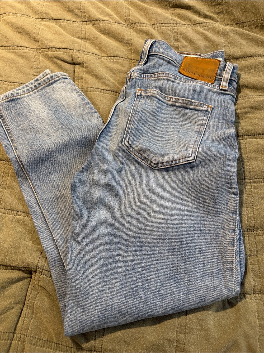 Denim Forum Women’s Light Blue Slim Straight Jeans